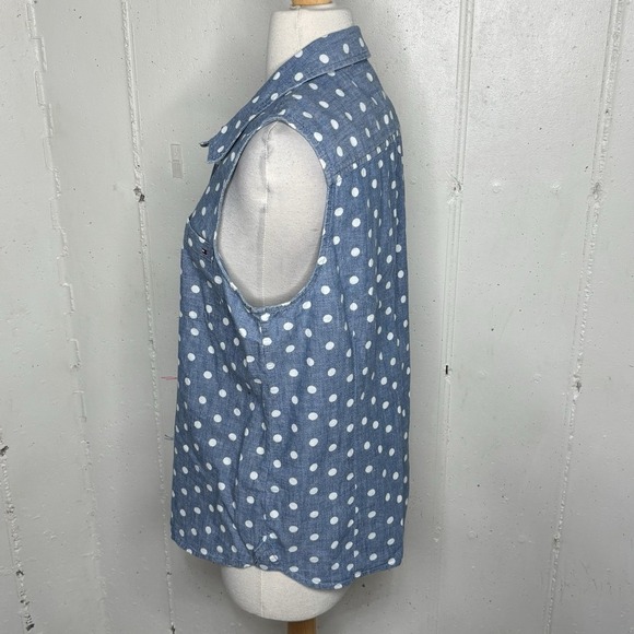 Tommy Hilfiger Top Women's L Light Wash Polka Dot Chambray Denim Womens‎ Blouse - Picture 4 of 7